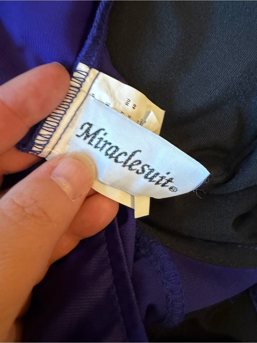 Miraclesuit One-Piece Halter Swimsuit– Women’s Size 12 US - Picture 5 of 7